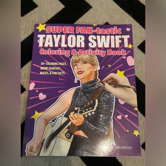 Taylor Swift Super Fan-tastic Coloring & Activity Book NEW - Picture 2 of 3